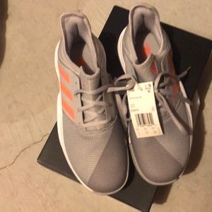 New in box! Tennis Sneakers